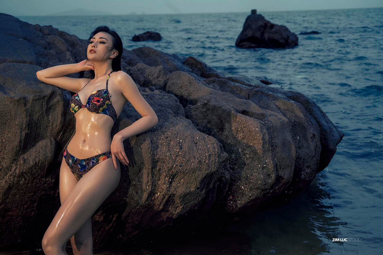 Mỹ nhân VFC diện bikini, Huyền Lizzie, Quỳnh Nga, Phương Oanh, ảnh bikini, Huyền Lizzie ảnh bikini, Quỳnh Nga ảnh bikini, Phương Oanh ảnh bikini, ảnh bikini Khả Ngân