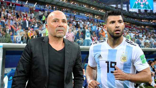 Aguero trả giá đắt do 'đâm lén' Sampaoli. Argentina có nhiều xáo trộn ở đại chiến với Nigeria