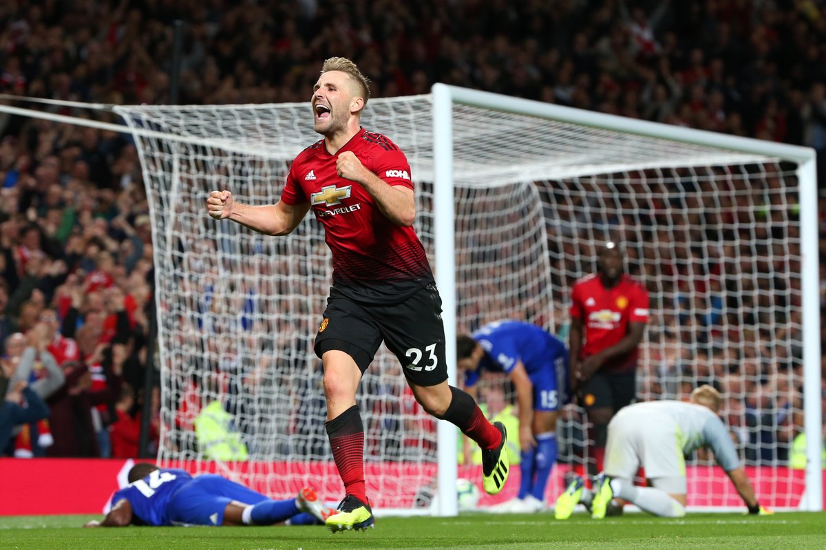 ĐIỂM NHẤN M.U 2-1 Leicester: Pogba là Captain Marvel. Luke Shaw khiến Mourinho mỉm cười