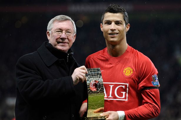 Ronaldo đã nhận xét và so sánh về Sir Alex, Mourinho và Zidane như thế nào?