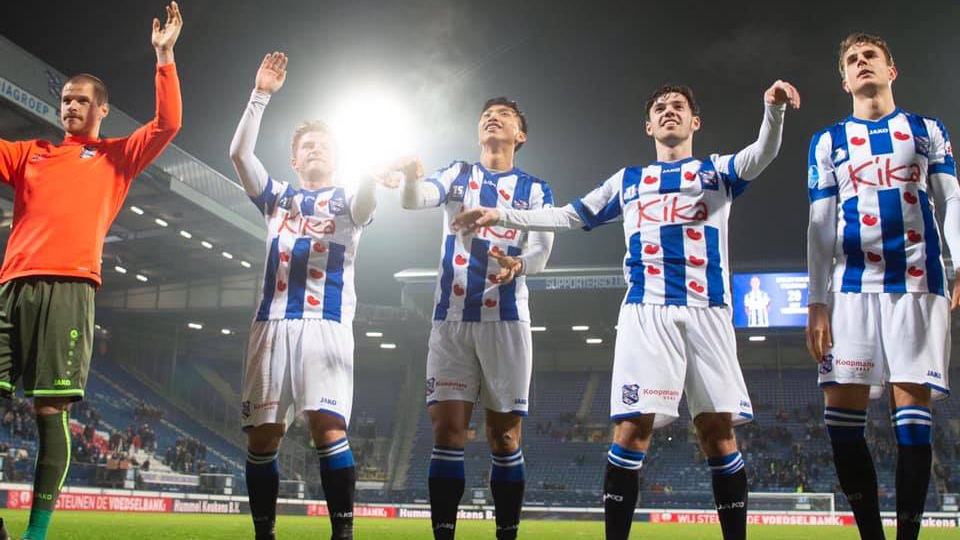 Đoàn Văn Hậu,văn hậu,ĐOàn Văn Hậu SC Heerenveen,SC Heerenveen, Hà Lan, Văn Hậu ra mắt Heerenveen, truc tiep bong da hôm nay, trực tiếp bóng đá, truc tiep bong da, lich thi dau bong da hôm nay, bong da hom nay, bóng đá