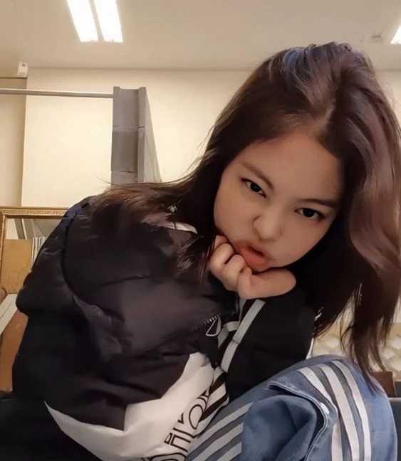 Blackpink, fan chết ngất, Jennie đổi biểu cảm trong nháy mắt, Jennie Blackpink, Blackpink jennie