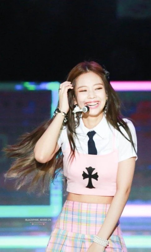 Blackpink, fan chết ngất, Jennie đổi biểu cảm trong nháy mắt, Jennie Blackpink, Blackpink jennie