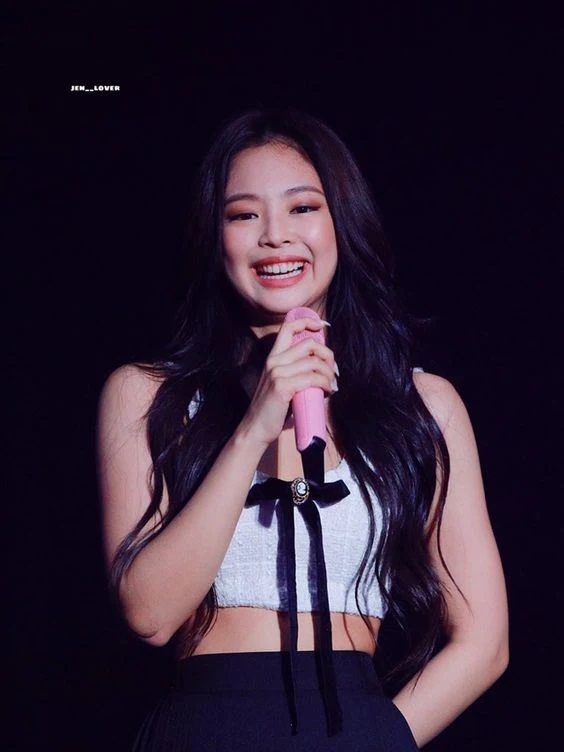 Blackpink, fan chết ngất, Jennie đổi biểu cảm trong nháy mắt, Jennie Blackpink, Blackpink jennie