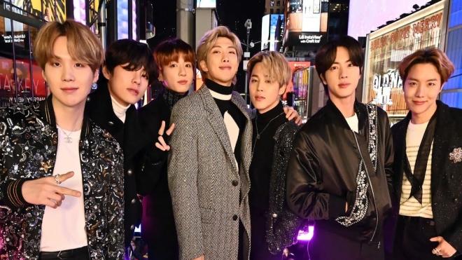 BTS tạo kỷ lục đầu tiên trong lịch sử K-pop