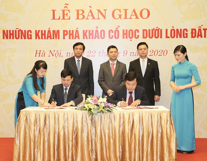 Lễ bàn giao, khám phá khảo cổ học, dưới lòng đất, Nhà Quốc hội, khu trưng bày