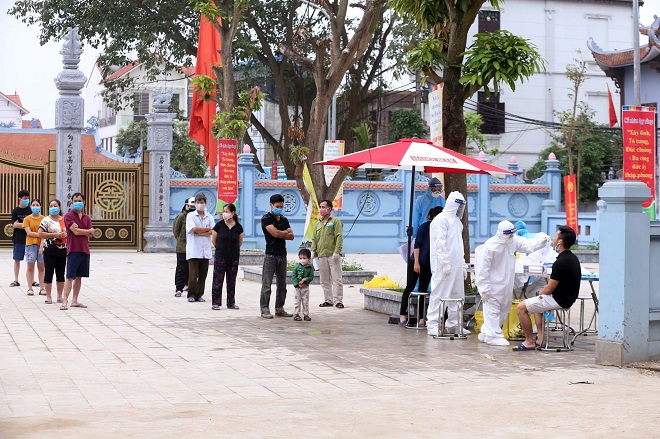 Dịch COVID-19, Những chiến sĩ áo trắng, điểm cách ly thôn Hạ Lôi, bệnh nhân 243, COVID-19, Tình hình Dịch corona tại việt nam, Tình hình Dịch corona tại việt nam 12/4