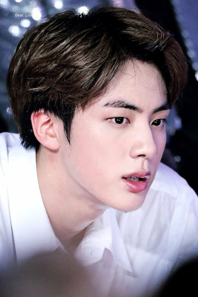 BTS, Jin, Jin trai đẹp toàn cầu, Jin khiến cameramen ngẩn ngơ, V BTS, Jungkook