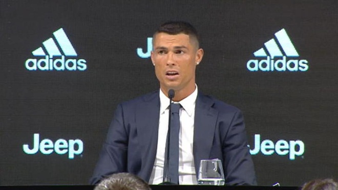 Vì sao Juventus phá bỏ chính sách truyền thống để mua Ronaldo?