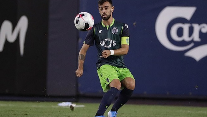 Bruno Fernandes đá cực hay trước Liverpool, MU phải mua bằng mọi giá