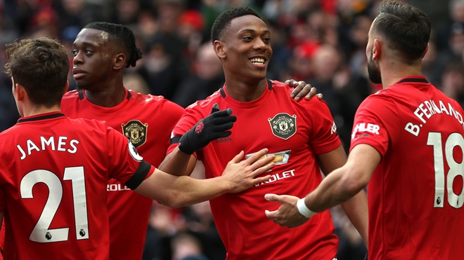 MU 2-0 Man City: Martial tỏa sáng, Ederson tội đồ, MU thắng thuyết phục