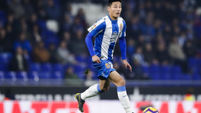 Bong da, Bong da hom nay, 'Ronaldo Trung Quốc' dương tính với Covid-19, Espanyol, Wu Lei, Vũ Lỗi, bóng đá Trung Quốc, Covid-19, virus corona, bóng đá, Trung Quốc, La Liga