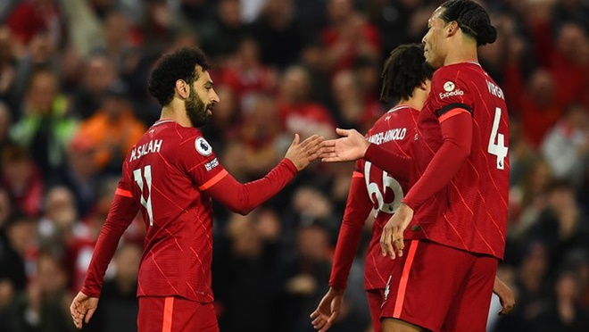 Điểm nhấn Liverpool 4-0 MU: Liverpool đua vô địch tới cùng, MU khó vào Top 4