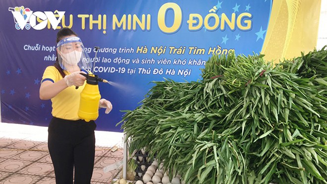 Hà Nội: Siêu thị mini 0 đồng hỗ trợ người khó khăn, sinh viên nghèo ảnh hưởng bởi dịch Covid-19