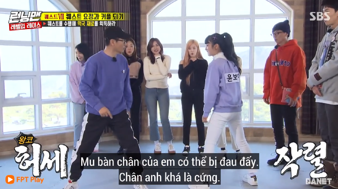 ‘Running man’ tập 433: Bomi (Apink) ‘hạ gục’ anh già Sukjin với cú đá bắp chân trứ danh