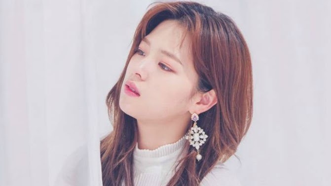 Jeongyeon Twice bật khóc tiết lộ khởi đầu đầy khó khăn của nhóm