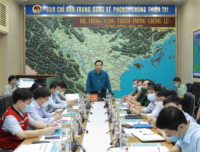 Áp thấp nhiệt đới, Áp thấp nhiệt đới trên biển Đông, Dự báo thời tiết, Thời tiết, áp thấp mạnh lên thành bão, áp thấp gần bờ, áp thấp đổ bộ, đường đi của áp thấp