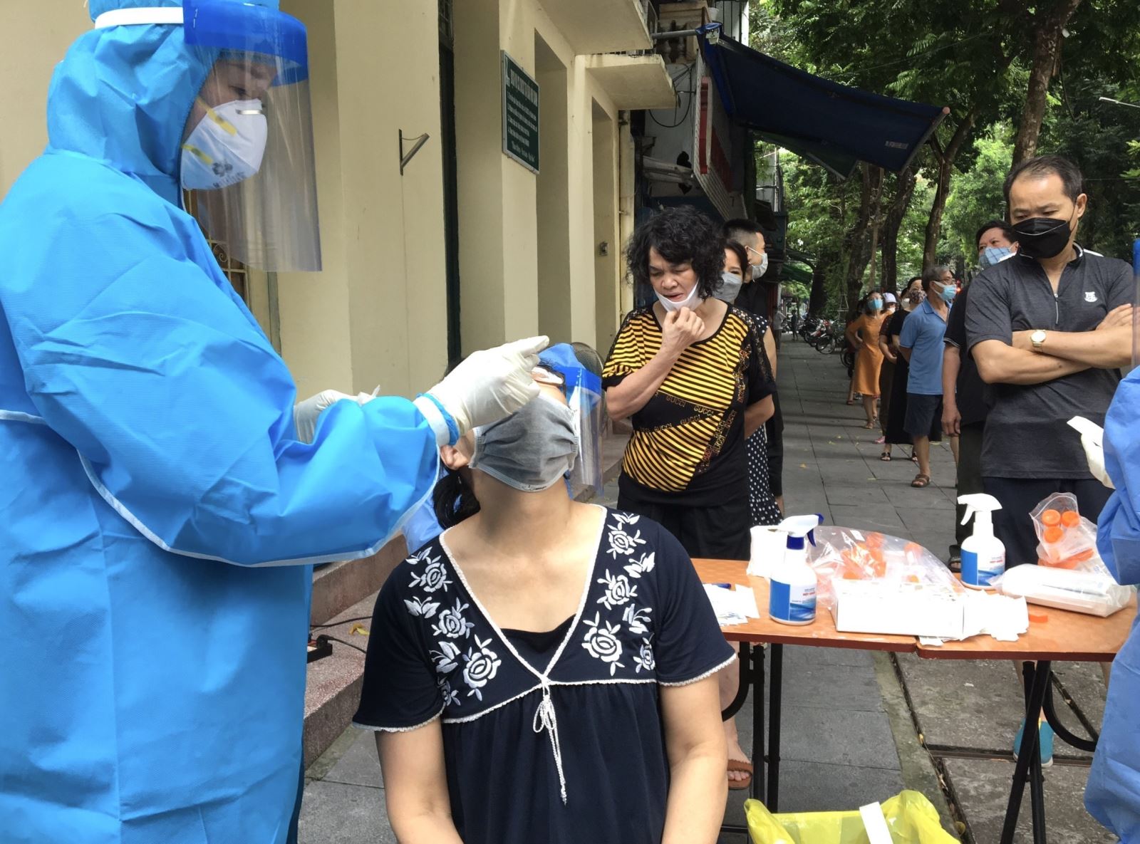 Dich Covid-19, Covid-19 mới nhất, Ca nhiễm covid mới, Covid mới nhất ngày 3 10, covid hôm nay, covid ở tp hcm, số ca nhiễm covid 19, covid ở hà nội, ca tử vong vì covid