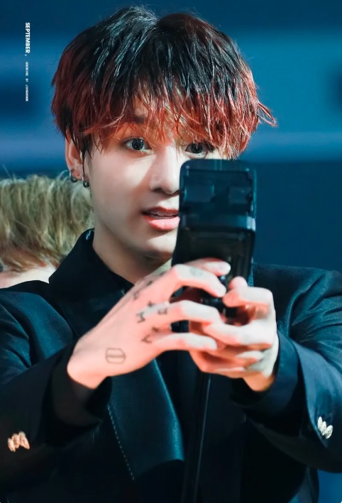 BTS, em út Jungkook, jungkook lộ hình xăm