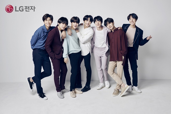 BTS, V BTS, kiểu tóc của BTS, ARMY, V hair style, BTS 2020