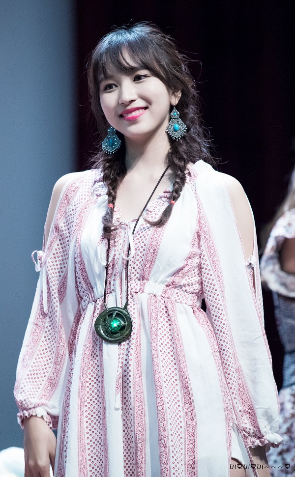 Mina, mina twice, twice,kiểu tóc của mina, twice hairstyle, tóc của sao kpop, mỹ nhân nhật bản