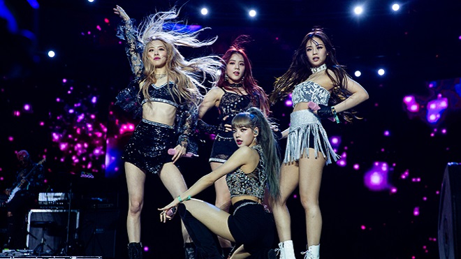 Mòn mỏi chờ Blackpink tái xuất, BLINK bất ngờ nhận được 'quà' từ Coachella