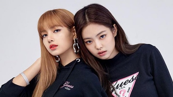 17 khoảnh khắc chứng minh tinh bạn thân thiết của Jennie và Lisa Blackpink