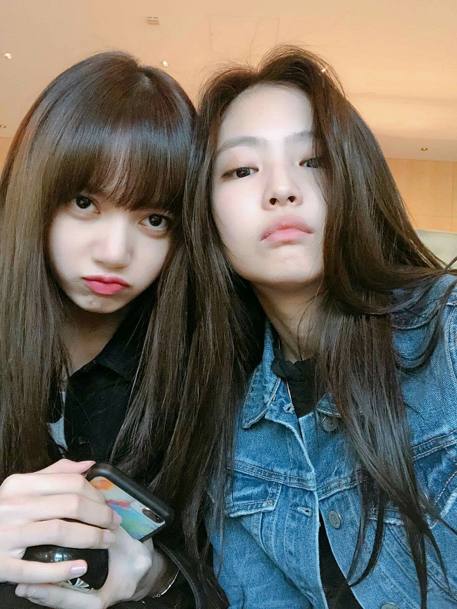 Blackpink, Lisa, Jennie, BLINK, jenlisa, tình bạn của jennie và lisa, lisa và jennie 