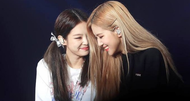 Jennie, Jennie Balckpink, Jisoo, Lisa, Rosé, Blackpink Vlive, blackpink 2020, blackpink bất hòa, blackpink hug, jensoo, jenlisa, Jenchaeng, blackpink couple