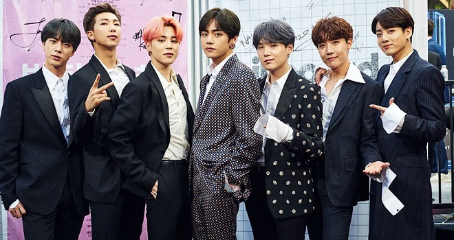 BTS, BTS video âm nhạc, ông hoàng Youtube BTS, BTS dynamite, kỷ lục của BTS, BTS youtube, bts mv, bts gif, boy with luv, bts ngày ấy bây giờ