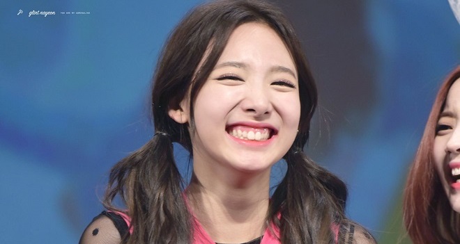 Twice, Nayeon, Blackpink, Jennie, Jisoo, BTS, Jungkook, Red Velvet, Nayeon twice, sự thật về nayeon, nayeon thỏ, nayeon mặt mộc, nayeon ảnh đẹp, nayeon 2020, twice 2020