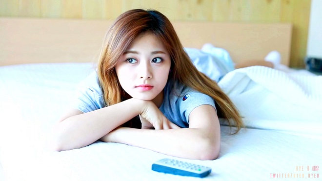 Twice, Tzuyu, Jihyo, Twice 2020, sao Kpop, ảnh Tzuyu, thói quen ngủ của Tzuyu, Twice hài hước, Twice Radio Star, Twice video