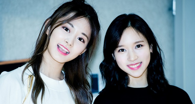 Twice, Mina, Nayeon, Tzuyu, Twice 2020, ảnh Twice, Mina Tzuyu, bộ đôi nhan sắc của Twice, mina twice, mina tzuyu gif, ảnh mina tzuyu, twice hài hước, twice phỏng vấn