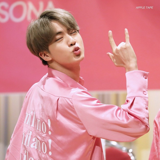 BTS, Jin, Jin BTS, BTS 2021, ảnh Jin BTS, Jin Jin BTS, Kim Seok Jin, anh cả BTTS, ảnh đẹp Jin BTS, BTS Jin video, trai đẹp toàn cầu, BTS tin tức, BTS 2020