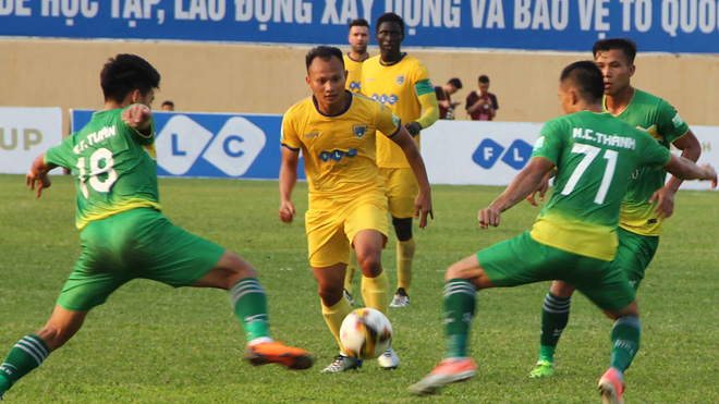 FLC Thanh Hóa 1–1 XSKT Cần Thơ: Chủ nhà bị cầm chân đầy thất vọng!