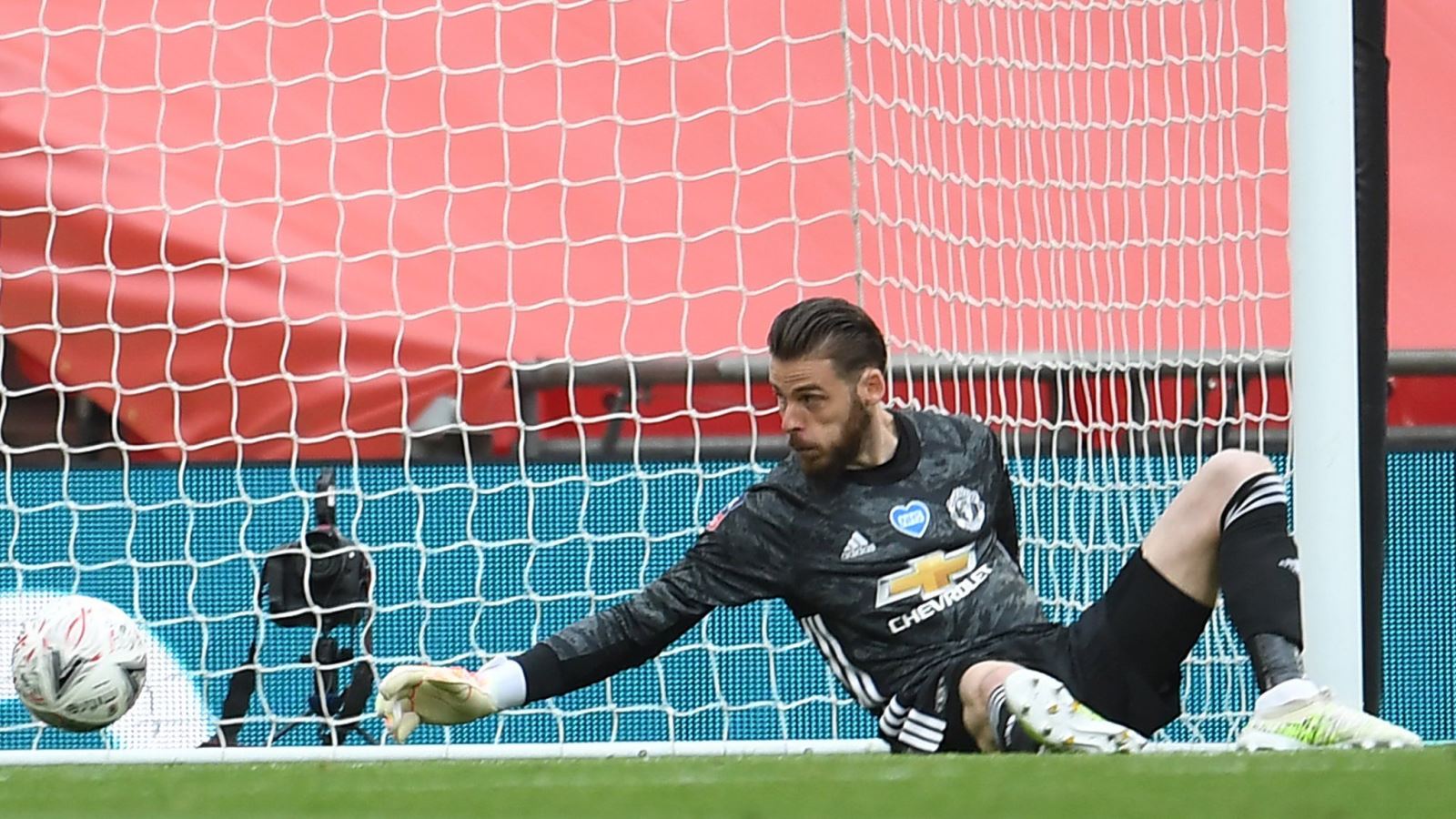 Quan điểm: Lẽ nào thời của De Gea ở MU đã hết?