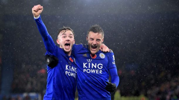 Bảng xếp hạng Ngoại hạng Anh: Hạ Chelsea, Leicester soán ngôi đầu của MU