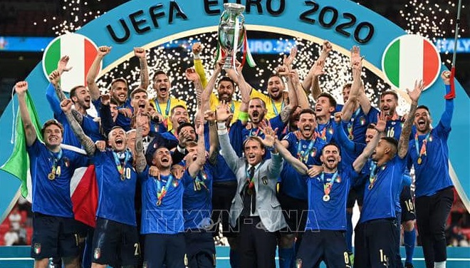 Ý vô địch EURO 2021: Một tình yêu lớn