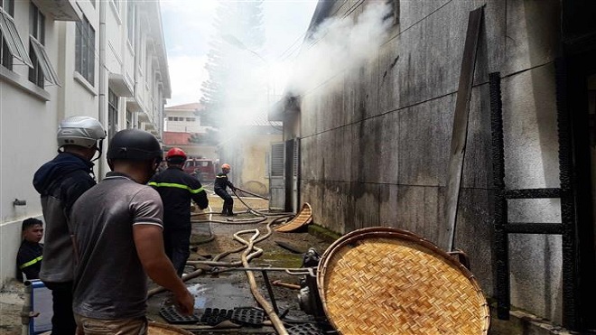 Cháy lớn tại Trung tâm Nghiên cứu thực nghiệm Nông - Lâm nghiệp Lâm Đồng