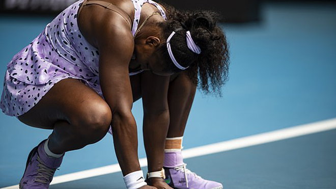 Tennis: Serena Williams thua sốc tay vợt số 1 Trung Quốc, dừng bước ở Australian Open