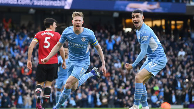 ĐIỂM NHẤN Man City 4-1 MU: Siêu nhân De Bruyne hất văng MU khỏi Top 4