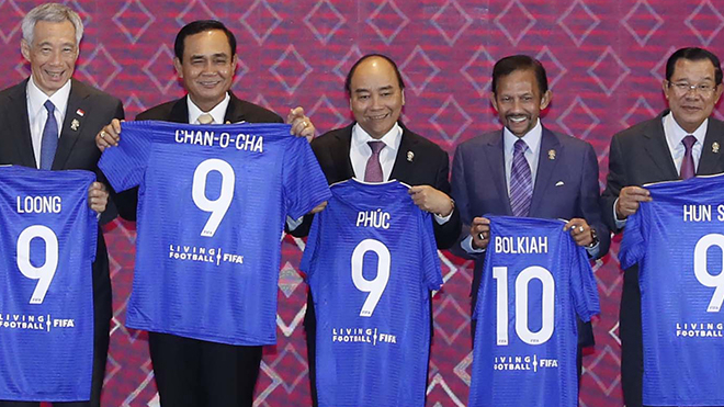  Thủ tướng chứng kiến ASEAN và FIFA ký bản ghi nhớ hợp tác