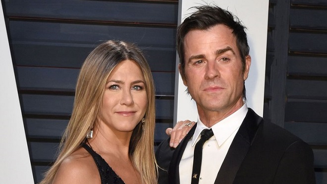 Jennifer Aniston tức điên khi chồng cũ 'tình ái điên đảo'