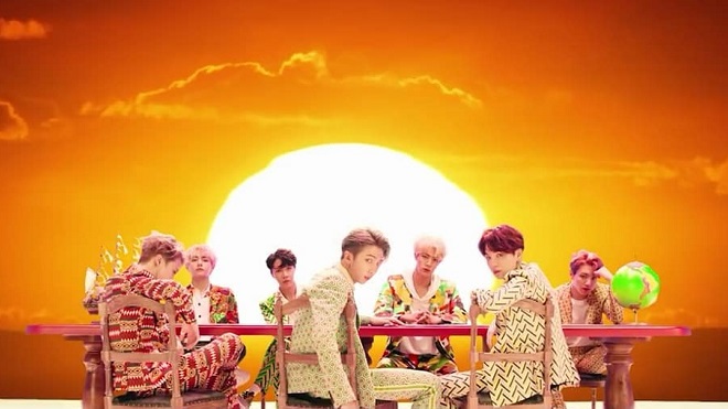 Bóc giá những trang phục đắt kinh hồn chuẩn đẳng cấp siêu sao của BTS trong MV ‘Idol’