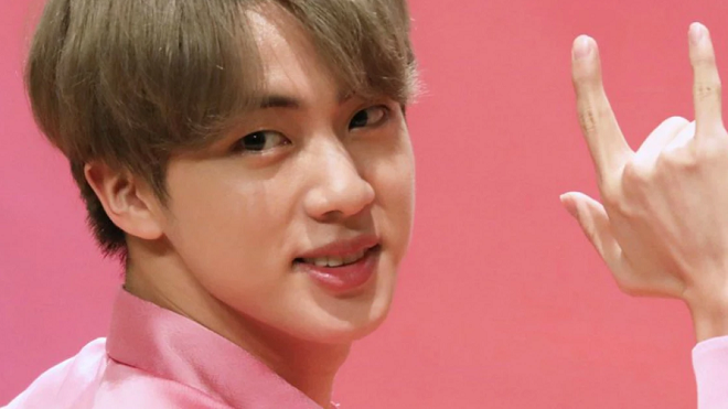 Jin BTS bất ngờ tiết lộ ca khúc độc quyền đầu tiên của anh