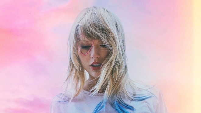 ‘Lover’ của Taylor Swift có tuần lễ bán hàng hoành tráng nhất năm chỉ một ngày sau khi phát hành