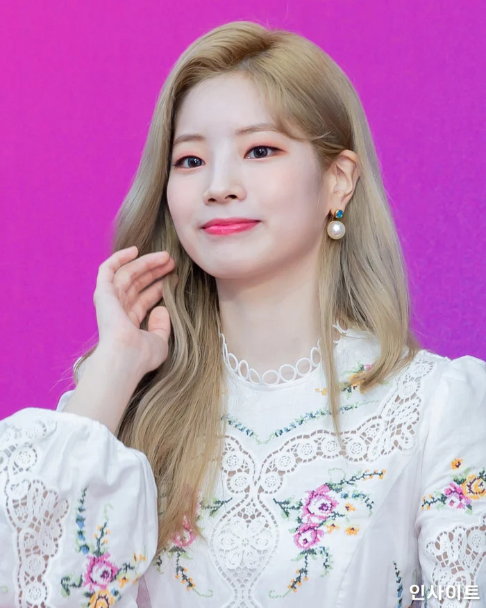 Twice, Once, kpop, Dahyun, thần đèn, Aladdin, Dahyun Twice hóa trang khiến fan không nhận ra, Once Halloween