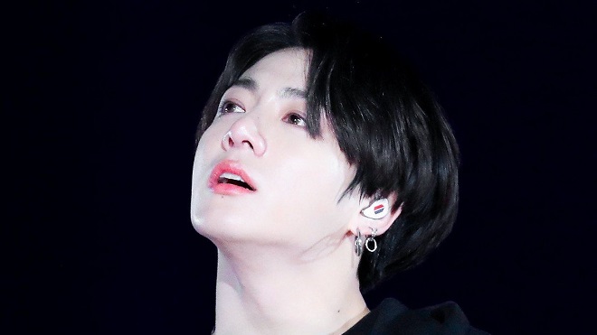 Jungkook BTS mếu máo khóc khiến cư dân mạng tan nát cõi lòng