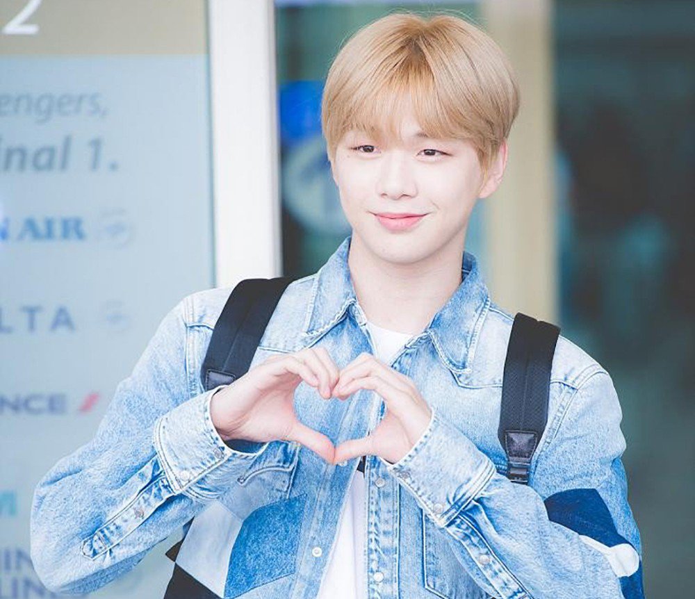 BTS, Kang Daniel, Kang Daniel tái xuất, Kang Daniel vượt qua Jimin BTS, BXH Kpop, Jimin, V, Jungkook, Jin, Kpop, BXH Thần tượng, Idol chart, bts, Bts