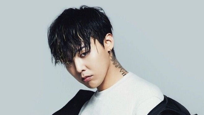 Không còn yểu điệu tím hồng, G-Dragon hóa ‘thanh niên cứng’ sau khi xuất ngũ